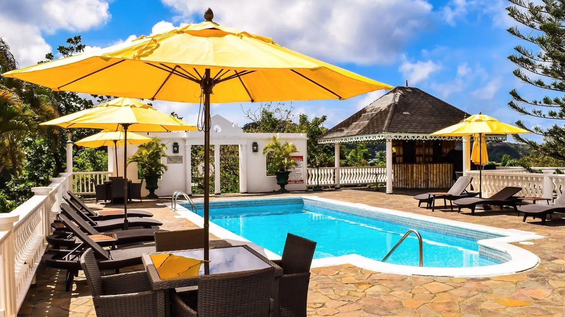 Grenadine House Hotel Kingstown